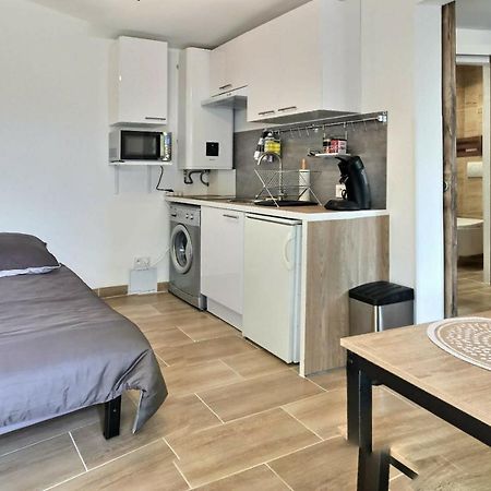 Bleu Lavande - Coquet Appartement Ambiance Village Istres Exterior foto