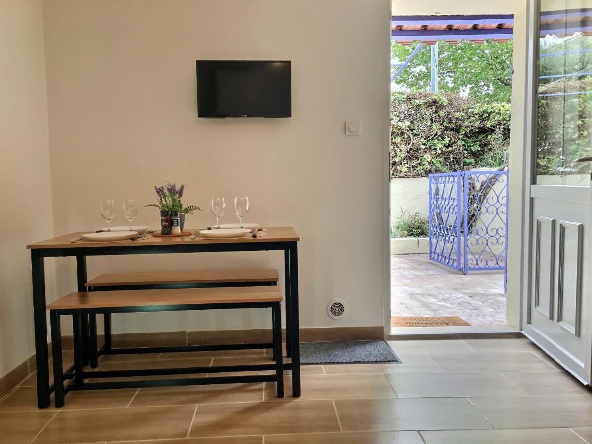 Bleu Lavande - Coquet Appartement Ambiance Village Istres Exterior foto